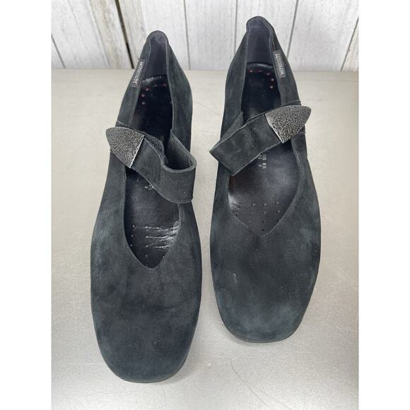 Mephisto Suede Wedge Heel Women 9 Black Leather Comfort Shoe Strap Accent - Picture 2 of 7